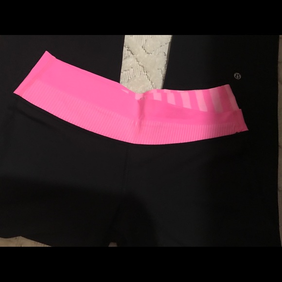 Lululemon - Picture 2 of 3